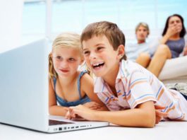 Ребёнок и компьютер