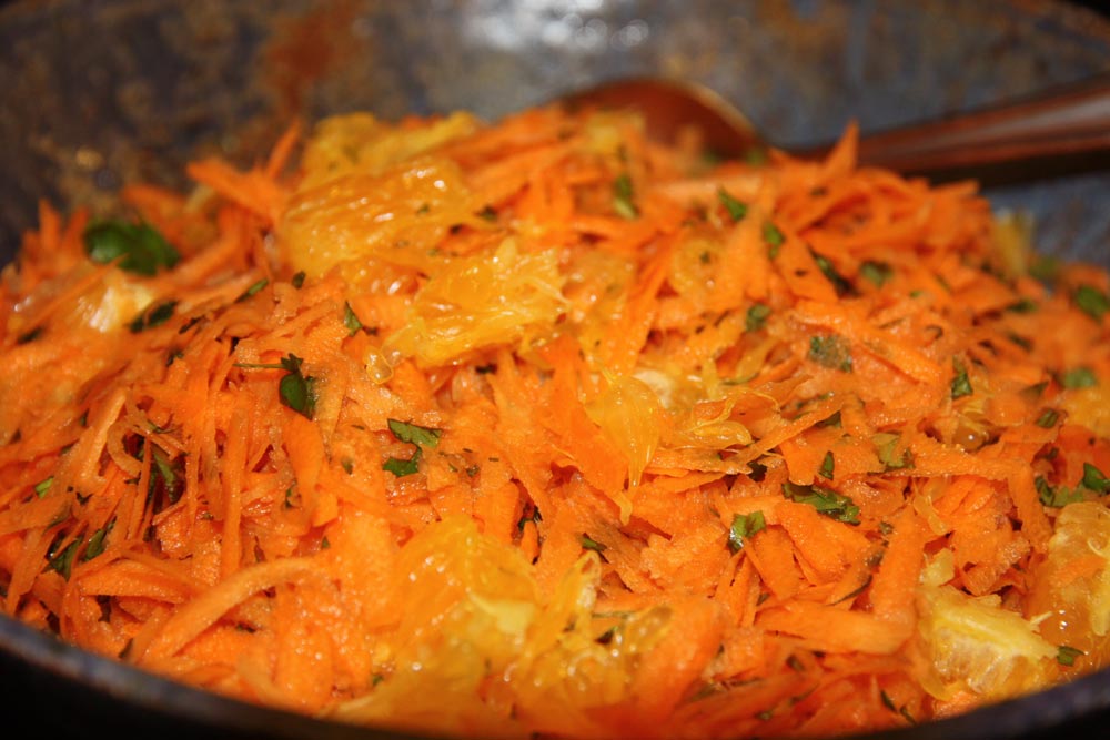 Морковный салат с апельсином
